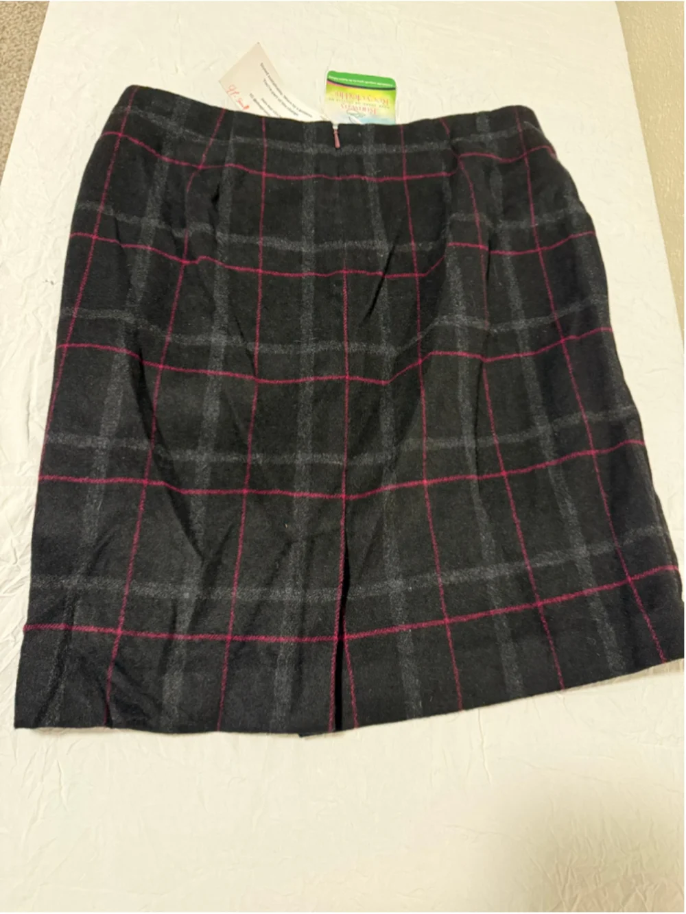 Talbots Petites 4P Wool Blend Plaid Pencil Skirt Black Burgundy Lined
